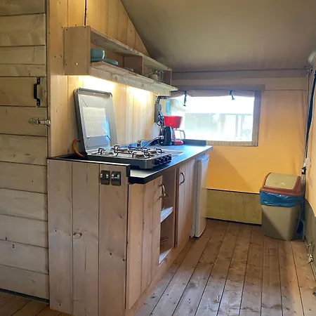 Sluknov- Glamping * 데친