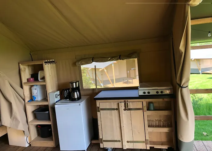 Sluknov- Glamping مكان تخييم